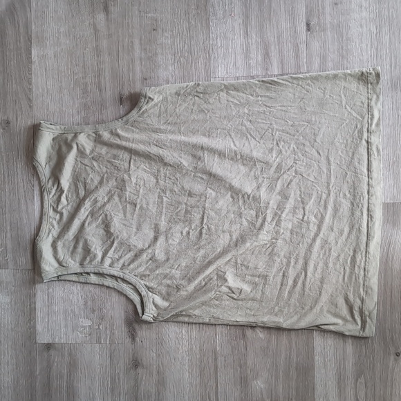 Hurley Orange and Gray Tank Tops Casual Athletic Wear - Picture 5 of 7